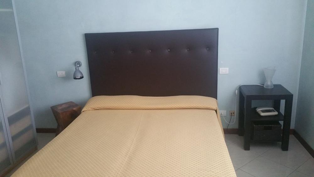 Hotel Illi Marina di Massa Kültér fotó