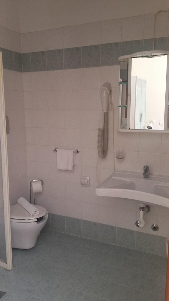 Hotel Illi Marina di Massa Kültér fotó